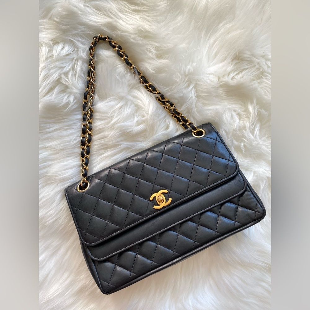 Authentic vintage Chanel coco logo classic double flap shoulder bag